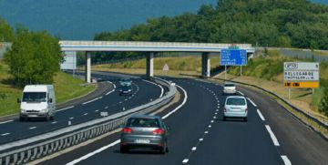 中秋节免高速公路过路费吗.中秋节免高速费用吗