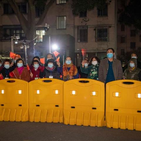 「上海新增3个中风险地区」〃上海新增2中风险