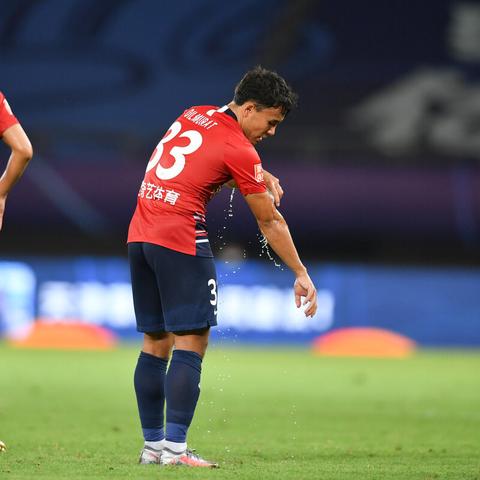 【天津两个区域调整为中风险/天津被列为中风险地区】