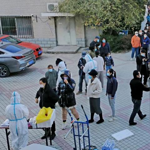 【大连2地升级为中风险地区/大连中风险地区降级】