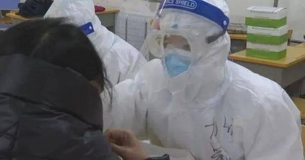 北京有感染者出现症状仍外出,北京有输入病例