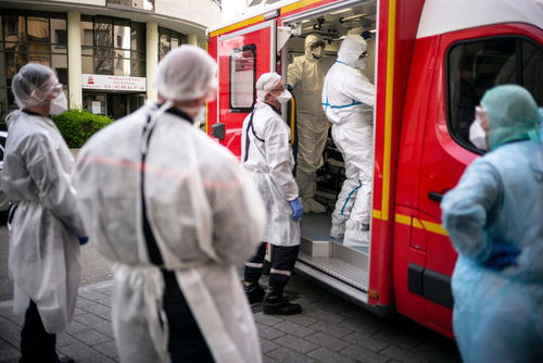 「世界疫情」〃世 界疫情