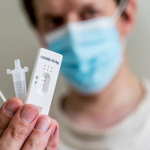 北京新增98例感染者社会面6例︰(北京新增7人)