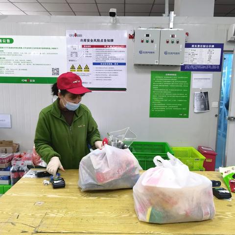 北京新增98例感染者社会面6例︰(北京新增7人)