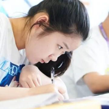 “国外最新疫情最新消息” 国外最新疫情最新消息今天？