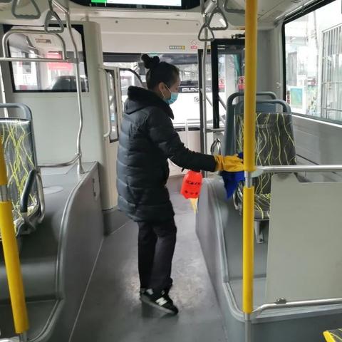 “上海防疫最新政策	” 上海防疫最新政策公告？